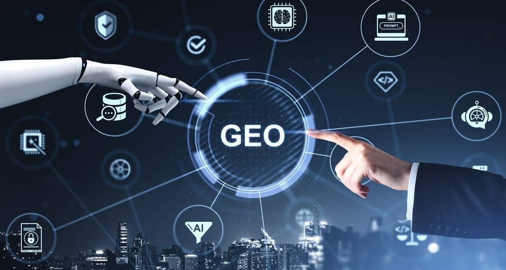 Geo content strategy vs traditional seo content